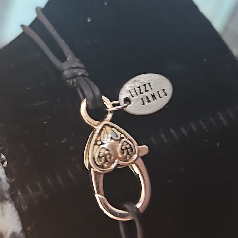 Lizzy James Necklace - Picture 3 of 7